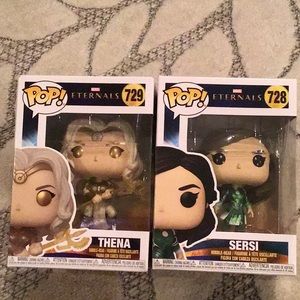 Set of 2 Marvel Funko dolls